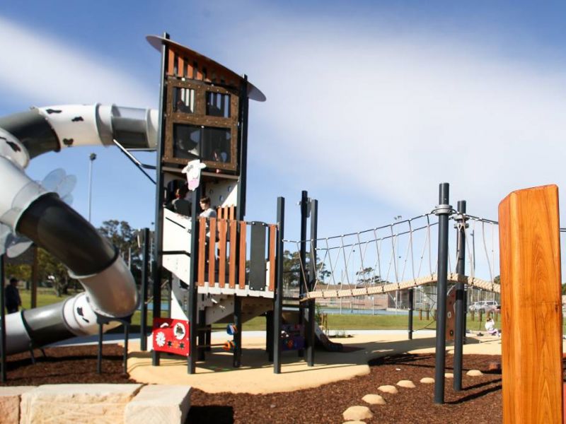 ​McDonald Park, Albion Park Rail